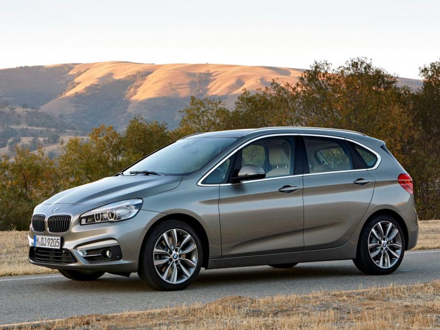  BMW 225i Active Tourer 2014 года  (фото 23 из 30)